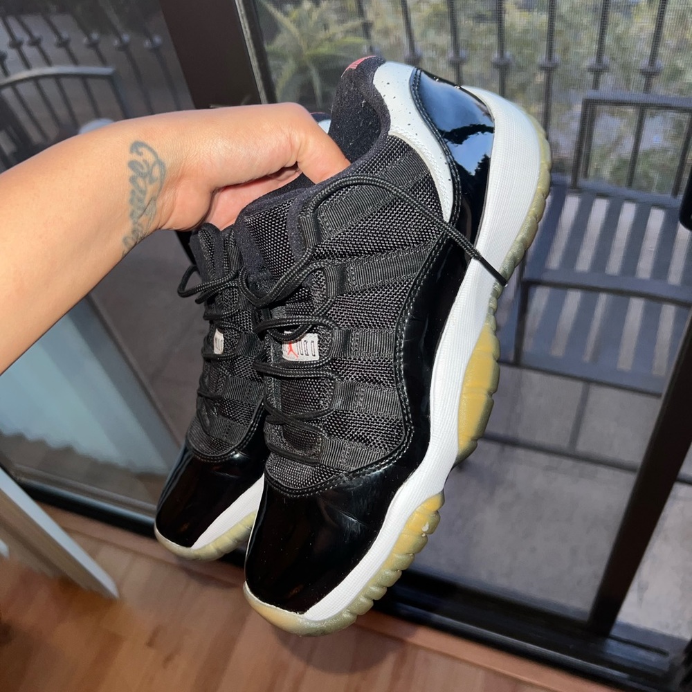 Like new Jordan sneakers